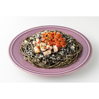 真っ黒グルメが大集合！セブンイレブン、「イカ墨パスタ」や「プリンケーキパフェ」などハロウィン限定商品を発売 画像