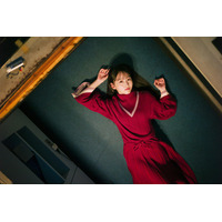 乃木坂46・一ノ瀬美空、ドレス姿で妖艶な眼差し！『B.L.T.』初ソロ表紙飾る 画像