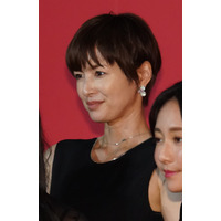 吉瀬美智子50歳、子育て事情や恋愛観も赤裸々に！？ 画像