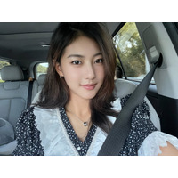 もはやゴルファーに見えない…父は元サッカー韓国代表で母は女優、18歳新人ゴルファーの大人びた最新美貌【PHOTO】 画像