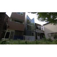 建坪たったの11坪！育ち盛り3人が暮らす家は「勝手に片付く」仕掛けだらけ『住人十色』 画像