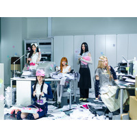 ILLIT、可愛さに別れを告げる…金髪のモカが印象的な新SGムービングポスター3種公開 画像