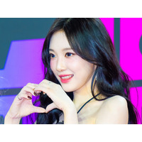 NHK紅白歌合戦の議論も気にせず？「キノコ雲」投稿のaespa・ニンニン、“何も着てないような”大胆衣装で悩殺【PHOTO】 画像