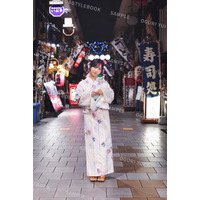 AKB48・小栗有以、彼女感たっぷりな浴衣姿披露！1stフォト&スタイルブックが本日発売 画像