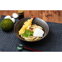 サクサクの特大海老天をトッピング！山下本気うどん、27日より年末年始限定メニューを販売 画像