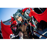 アズレンからNIKKEまで、2024年冬コミで出会った人気キャラをプレイバック！ 画像