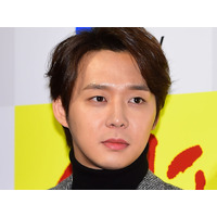 “がっつりタトゥー”の元東方神起パク・ユチョン、日本で新年を迎え人生初のおせちを堪能　日本語で挨拶【PHOTO】 画像