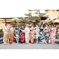 NMB48キャプテン・塩月希依音ら新成人メンバー10人が華やかな晴れ着姿に！「二十歳のつどい」に登場 画像