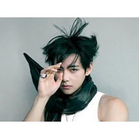 尋常ではない“日本ARMY”パワー…BTS・Vが表紙を飾った雑誌が軒並み完売、圧倒的人気度 画像