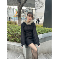 NMB48・安部若菜、美脚目を引くぴったりワンピ！「めっちゃ似合ってる」の声 画像