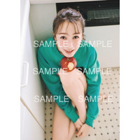 藤井サチ、美脚が目を引くキュートな特典絵柄も公開！初フォト&スタイルブックのオンラインサイン会が2月開催決定 画像