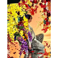 のん、“蜷川実花ワールド”全開の鮮やかオフショ公開！雑誌『AERA』表紙登場を報告 画像