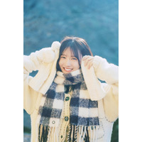 日向坂46・藤嶌果歩、表紙で輝く圧倒的なかわいさ！『blt graph.』に登場 画像