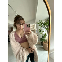 鈴木奈々、「今のバストが一番自信あります」くっきり谷間の下着ショット披露！ 画像