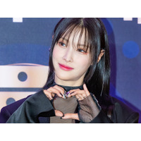 KARA・ギュリ、東京で一足早い春を満喫！桜の下で見せた美貌にファン歓喜「永遠の女神です…」 画像