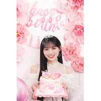 川﨑桜1st写真集『エチュード』誕生日お祝い企画が実施決定！プリンセス姿で撮り下ろしたメッセージカード公開 画像