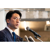 小泉進次郎防衛相、やす子のSNSをリポストしコメント 画像