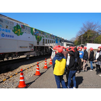 西武鉄道、保線車両「マルチプルタイタンパー」に児童の絵をラッピング　所沢の北中小学校と地域連携 画像