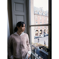 のん、パリでの思い出ショット公開！“大人カジュアル”な装いにファン絶賛 画像