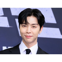 “WBC始球式”も話題に！NCT・ジャニー、日本でのエモSHOTに反響「完全に彼氏」「京浜東北線だ」 画像