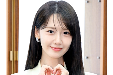 「35歳には到底見えない…」少女時代・ユナ、純白ドレスで際立つ“レジェンド美貌”にうっとり 画像
