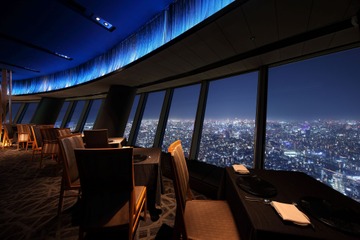 東京スカイツリー地上345mで隅田川花火＆特別ディナーを満喫！「Premium Dinner」24日より受付開始 画像