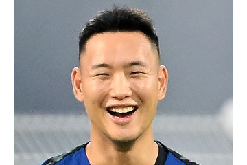 元鹿島アントラーズDFへの“暴行”騒動、韓国サッカー協会がシン・テヨン監督に重い懲戒処分 画像