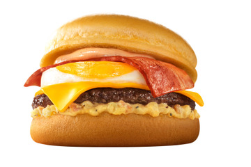 マクドナルド、月見初のじゃがいも入り「北海道産じゃがペッパー月見」24日発売！香取慎吾出演の新CMも 画像