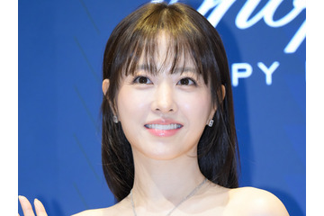 直視できない…女優パク・ボヨン、“胸元ざっくり”ドレスから吸い込まれそうな白肌あらわ「キャー」 画像