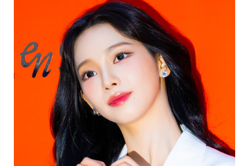 うなじにドキッ…aespa・カリナ、磨き上げられた“美背中”に視線クギ付け「全方位完璧」 画像