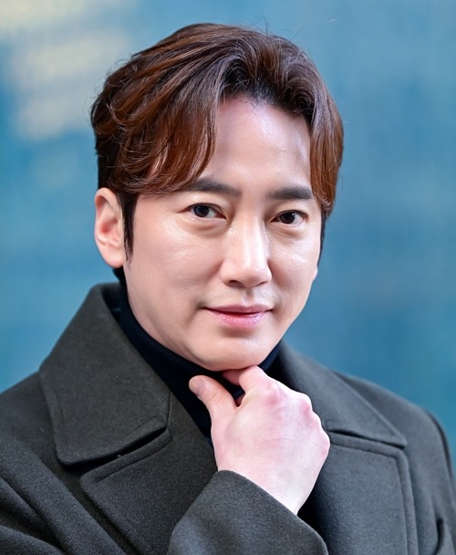 イ・サンボさん