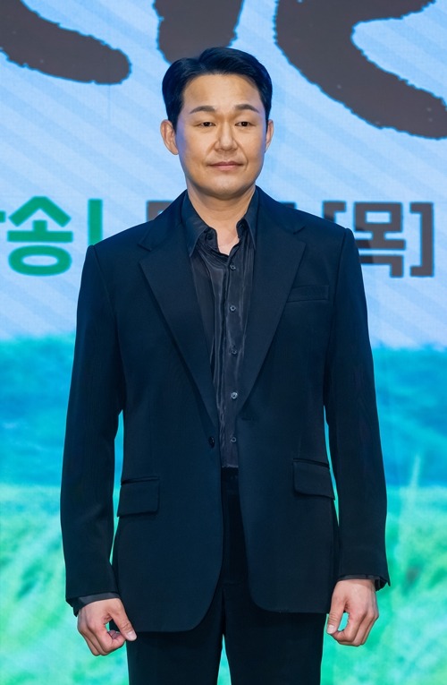 パク・ソンウン