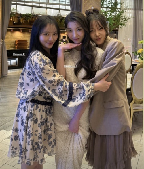 Ladies’ Code出身の3人