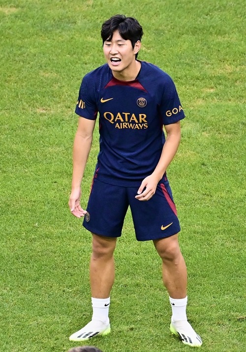 イ・ガンイン