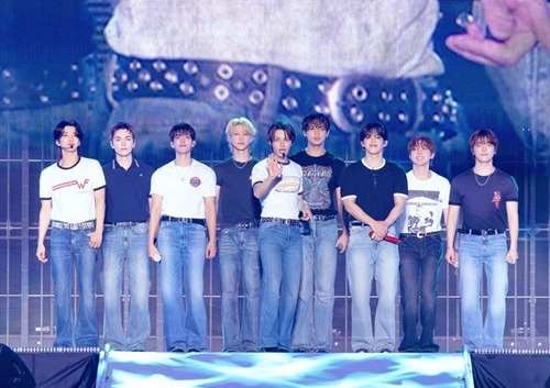 SEVENTEEN