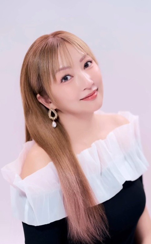 山田まりや