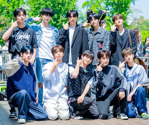 FANTASY BOYS