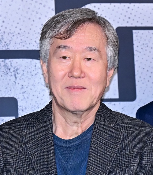 アン・パンソク監督