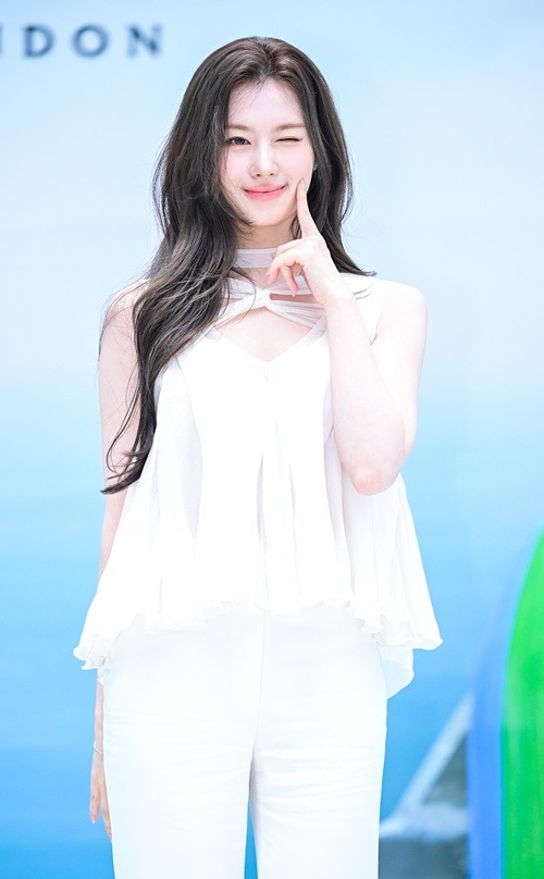 サナ