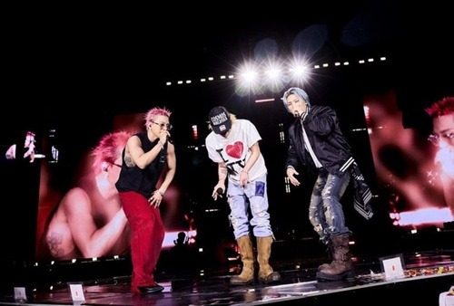 BIGBANG