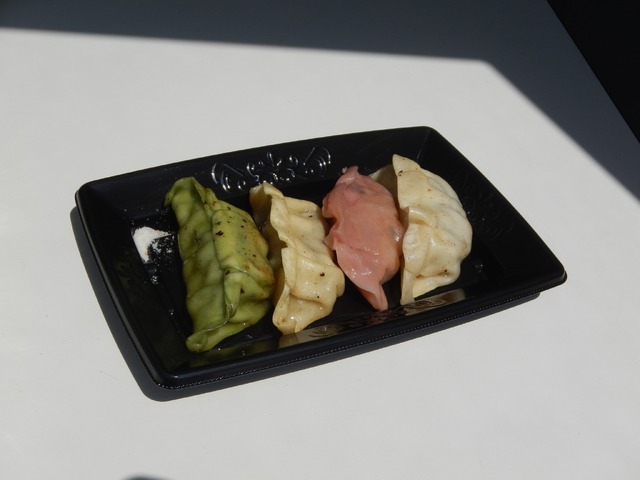 Pot Sticker’s Tokyo「カラフル餃子」