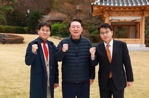 チョン・ハンギル、尹錫悦前大統領、ユン・サンヒョン