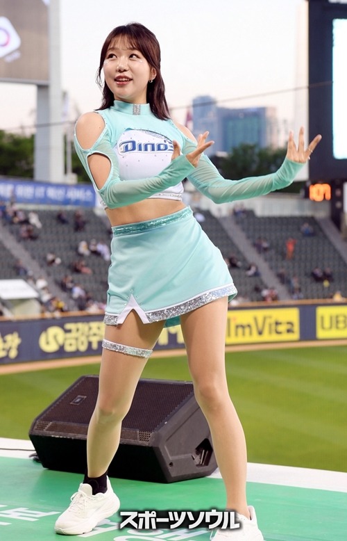 イ・ジュヒ