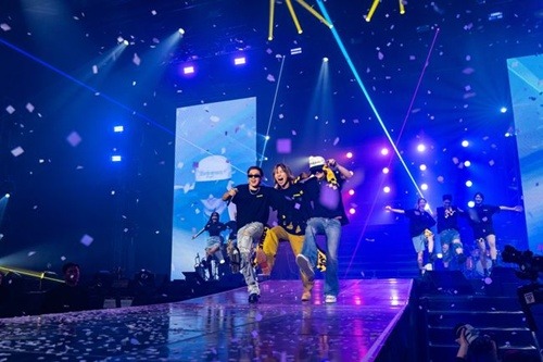 BIGBANG