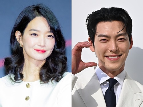 シン・ミナ(左)、キム・ウビン