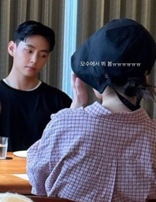 V、IU