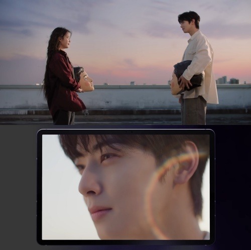 IU、チャウヌ