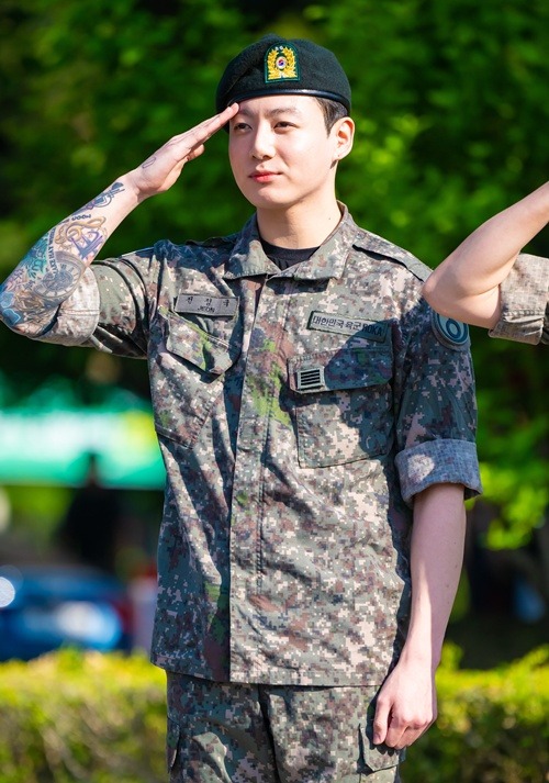 JUNG KOOK