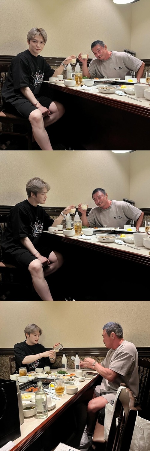 ジェジュン、秋山成勲