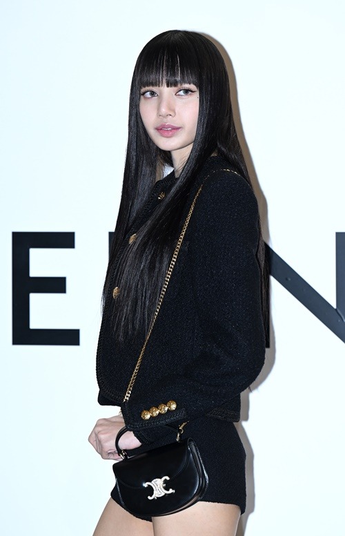 BLACKPINK・リサ